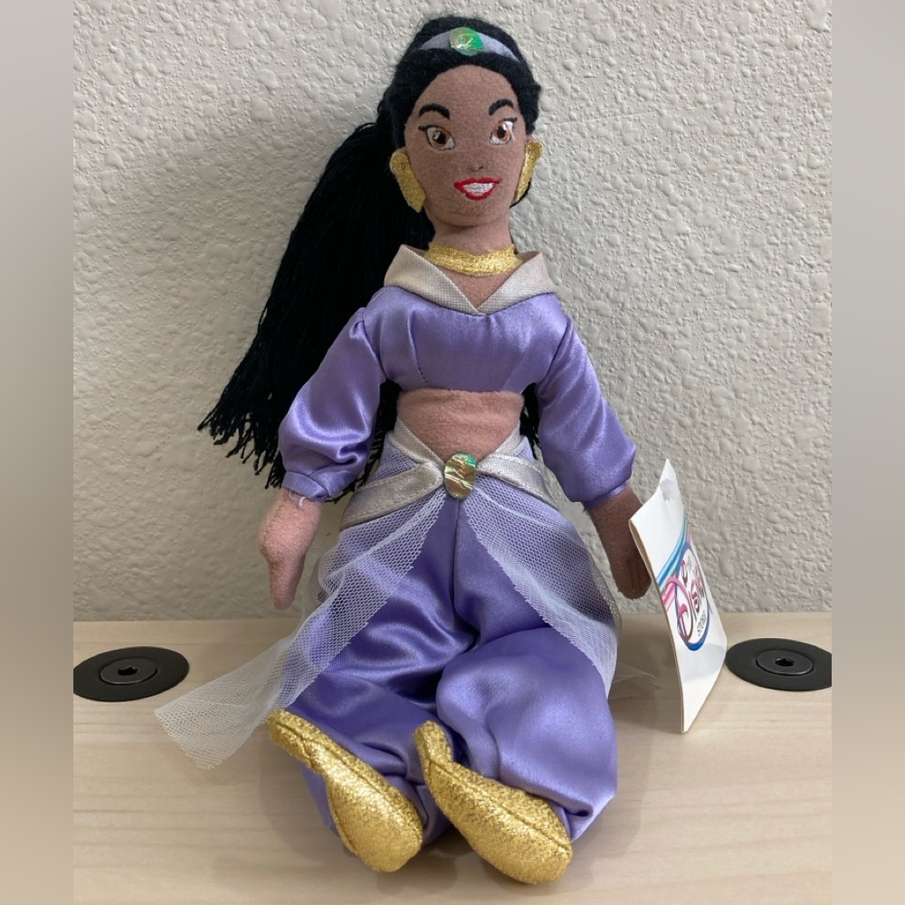 Disney Princess Jasmine Mini Bean Bag Plush Purple Outfit Collectible - Picture 1 of 10